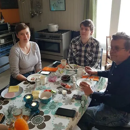 Lodger Lauvasen Gard - Hytteutleie